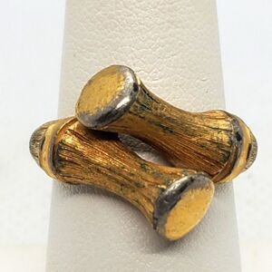 Vintage Avon Gold Colored Bamboo Ring (7.5)